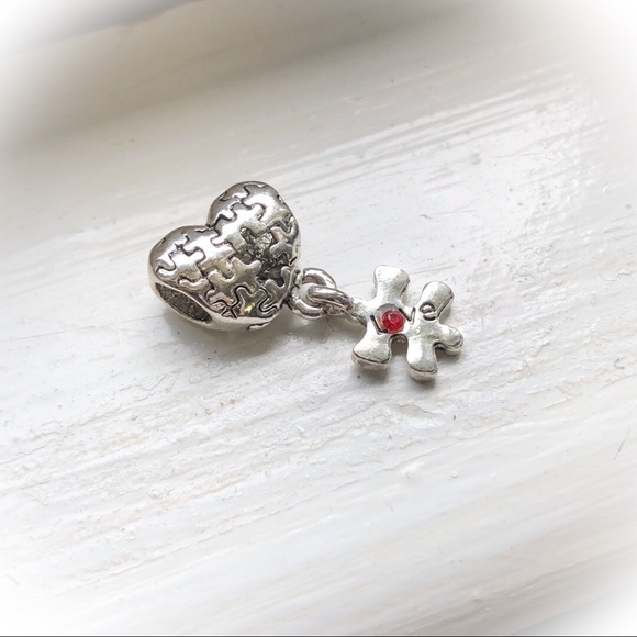 Jewelry - 😍Charm heart puzzle love 2 sided😍